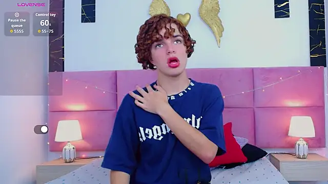 Skyee angel online show from 3, 2, 2026