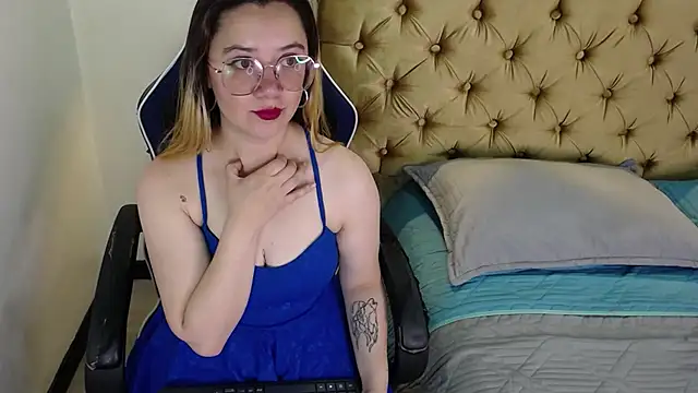 Alaiia    online show from 16, 12, 2025