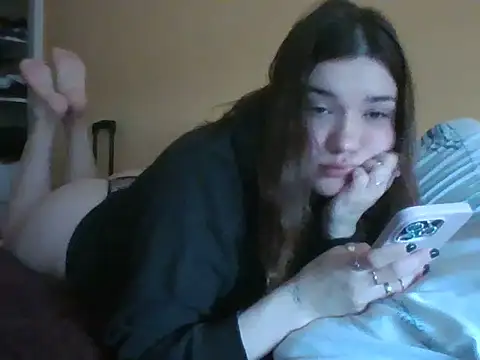 Snapshot of frutillitaaok_ chatting on 10, 7, 2026 frutillitaaok online show from 10, 7, 2026