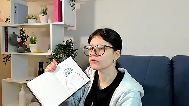 Snapshot of ShanaHearns chatting on 29, 11, 2025 ShanaHearns online show from 29, 11, 2025