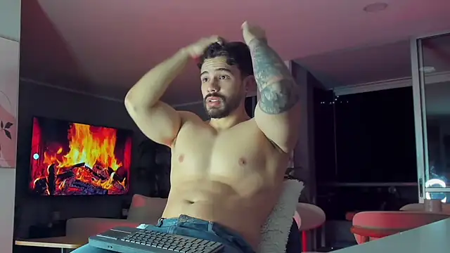 Snapshot of Valenthino_Salvatore chatting on 11, 2, 2026 Valenthino Salvatore online show from 11, 2, 2026