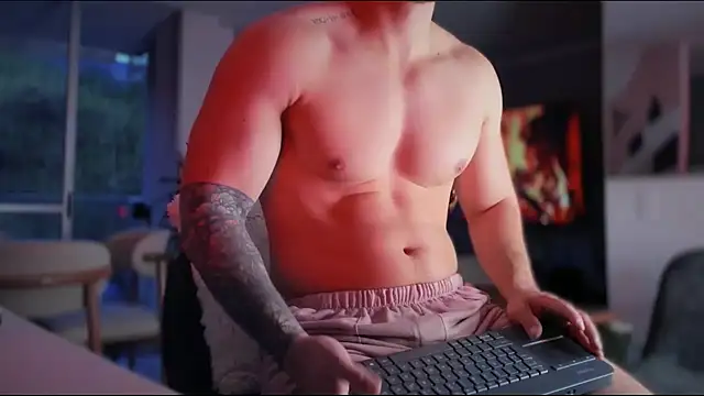 Snapshot of Valenthino_Salvatore chatting on 19, 2, 2026 Valenthino Salvatore online show from 19, 2, 2026