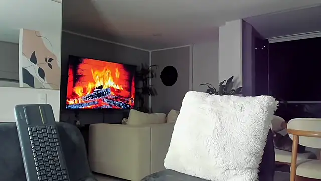 Snapshot of Valenthino_Salvatore chatting on 24, 3, 2026 Valenthino Salvatore online show from 24, 3, 2026