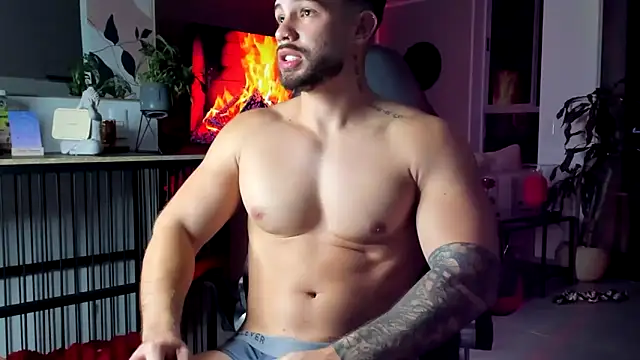 Snapshot of Valenthino_Salvatore chatting on 27, 5, 2026 Valenthino Salvatore online show from 27, 5, 2026