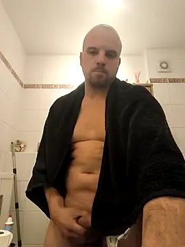 Snapshot of Phoenix2310 chatting on 16, 12, 2025 Phoenix2310 online show from 16, 12, 2025