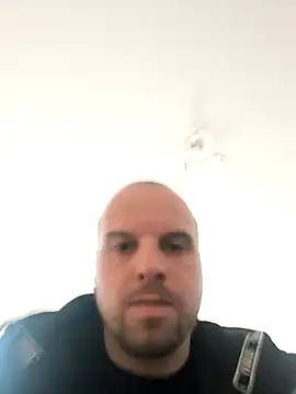 Phoenix2310 online show from 18, 12, 2025