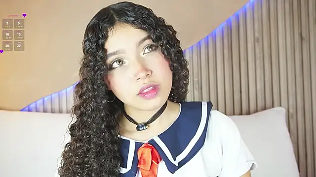 EloiseSweetxx online show from 15, 1, 2026