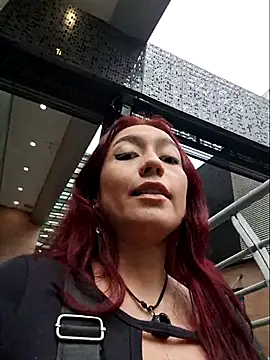 Eveeelyn25 online show from 15, 2, 2026