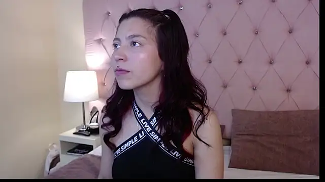 Snapshot of Hillary_Thomson chatting on 1, 12, 2025 Hillary Thomson online show from 1, 12, 2025