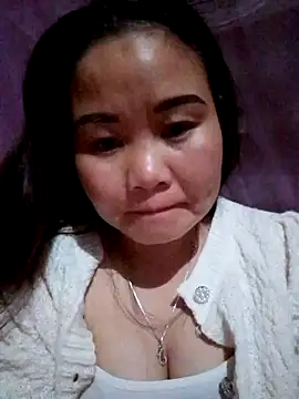 Snapshot of One-two22 chatting on 23, 11, 2025 One-two22 online show from 23, 11, 2025