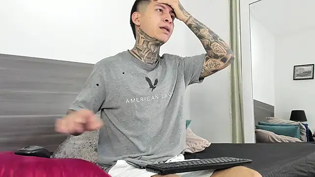 Andrew sanders68 online show from 19, 12, 2025