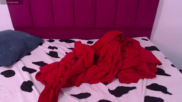 Tinyy Star online show from 4, 12, 2025