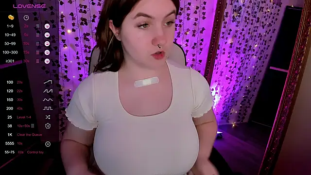 lovelyy julia online show from 21, 3, 2026