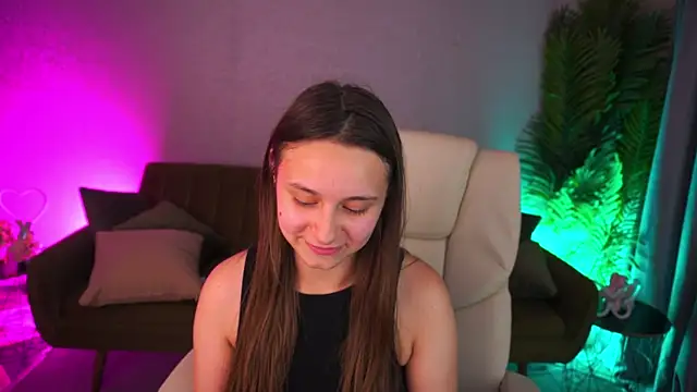 TinyNatalie online show from 5, 7, 2026