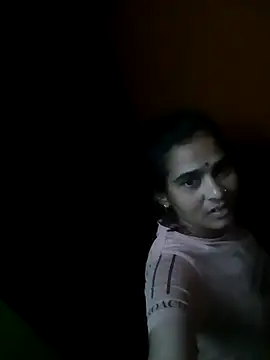 Snapshot of Hot_srei chatting on 28, 11, 2025 Hot srei online show from 28, 11, 2025