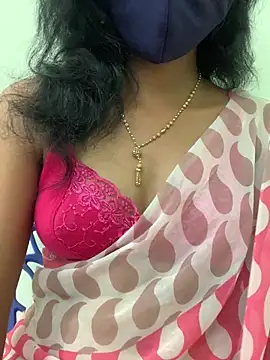 Snapshot of honeygirl6996 chatting on 26, 5, 2026 honeygirl6996 online show from 26, 5, 2026
