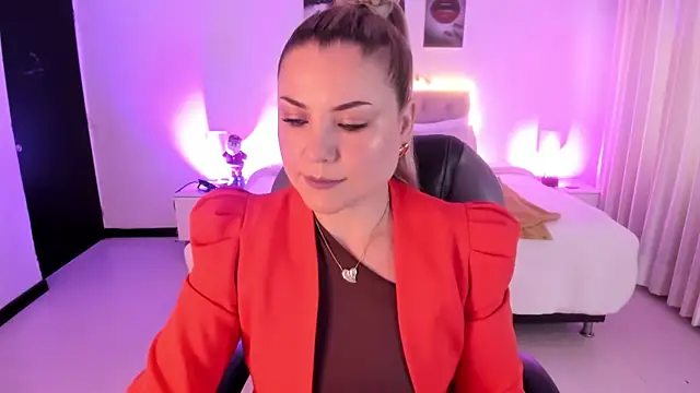 Violeta Hotter online show from 5, 12, 2025