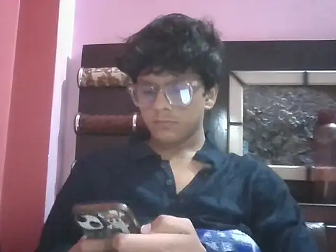 Snapshot of maskedman699 chatting on 27, 11, 2025 maskedman699 online show from 27, 11, 2025