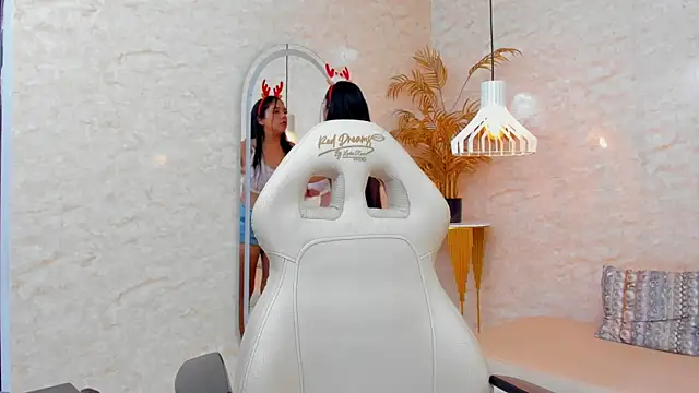 Mai Bigboobs online show from 1, 12, 2025