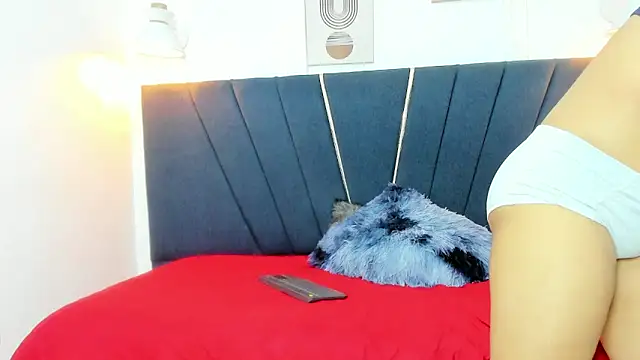 naomi x0 online show from 7, 2, 2026