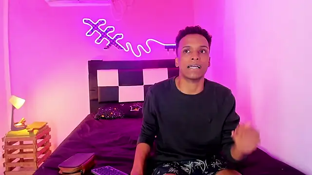 Snapshot of Black_Guys_Pervert_ chatting on 29, 11, 2025 Black Guys Pervert online show from 29, 11, 2025