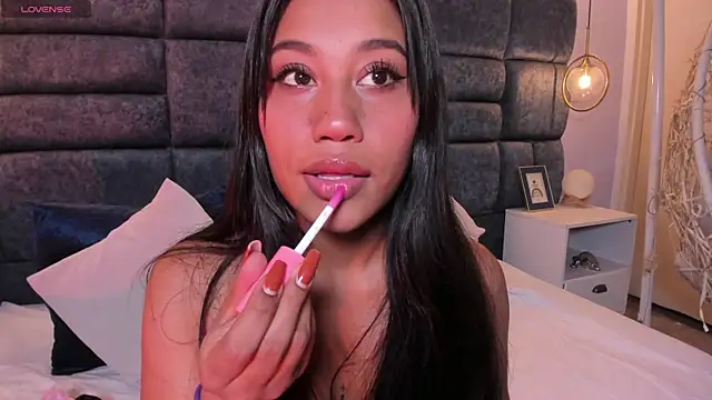 Snapshot of thalia_nichols chatting on 30, 6, 2026 thalia nichols online show from 30, 6, 2026
