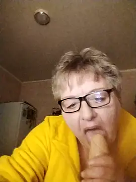 Snapshot of MillanaOcean chatting on 3, 12, 2025 MillanaOcean online show from 3, 12, 2025