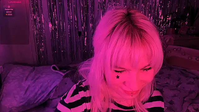 LolaDollyMur online show from 7, 1, 2026