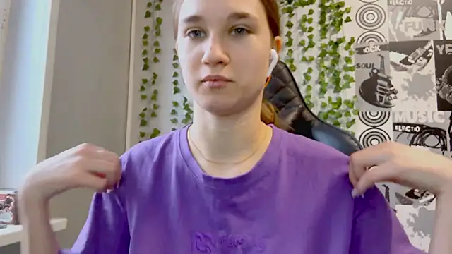 Snapshot of helgicuteness chatting on 19, 1, 2026 helgicuteness online show from 19, 1, 2026