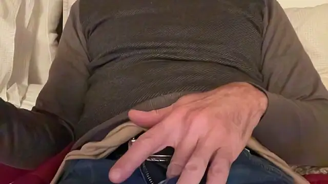 Snapshot of SimonZydar chatting on 30, 11, 2025 SimonZydar online show from 30, 11, 2025