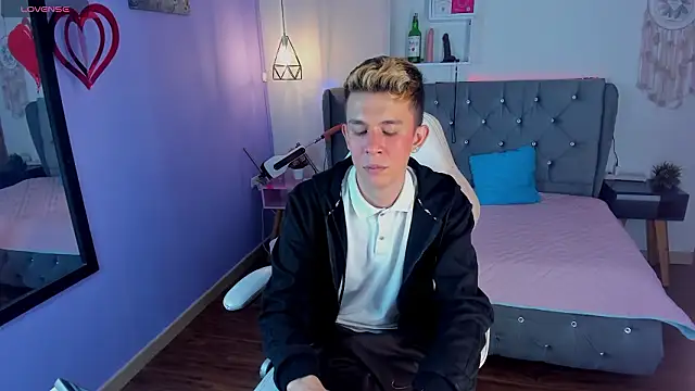 Juaan Diick online show from 3, 3, 2026