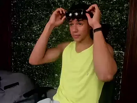 Snapshot of damon_sw chatting on 26, 11, 2025 damon sw online show from 26, 11, 2025