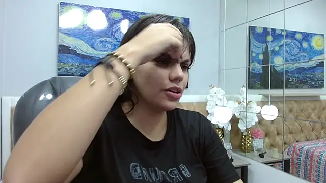 Snapshot of Daianalou chatting on 1, 12, 2025 Daianalou online show from 1, 12, 2025