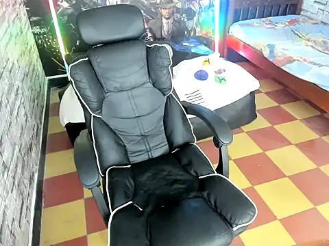 Snapshot of jay_orange chatting on 28, 11, 2025 jay orange online show from 28, 11, 2025