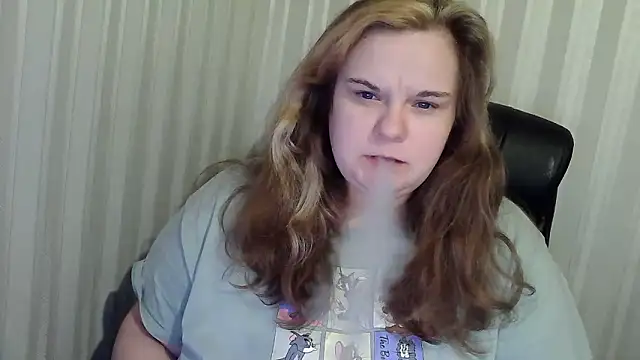 Snapshot of HarmonyKareraa chatting on 1, 12, 2025 HarmonyKareraa online show from 1, 12, 2025