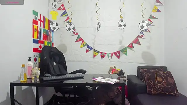 Snapshot of Miss_clarepocahose chatting on 2, 7, 2026 Miss clarepocahose online show from 2, 7, 2026