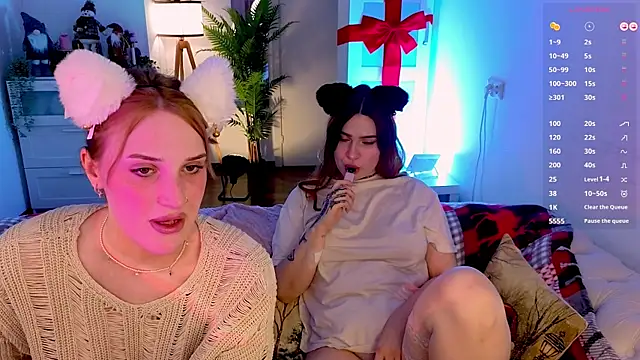 LucyLuice online show from 3, 12, 2025