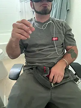 2addictivelyhorny online show from 7, 4, 2026