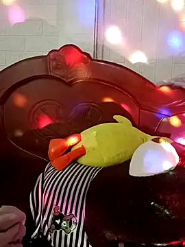 Lily-ross22 online show from 25, 2, 2026