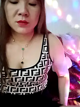 Lily-ross22 online show from 27, 2, 2026