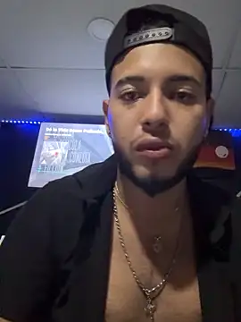 Snapshot of tratosucio chatting on 6, 5, 2026 tratosucio online show from 6, 5, 2026