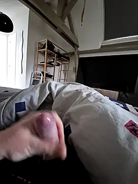 Mangeur44  online show from 5, 5, 2026