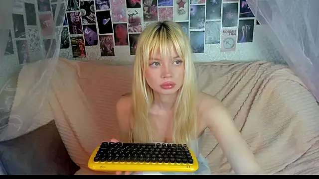 Snapshot of AlysaMeow chatting on 26, 2, 2026 AlysaMeow online show from 26, 2, 2026