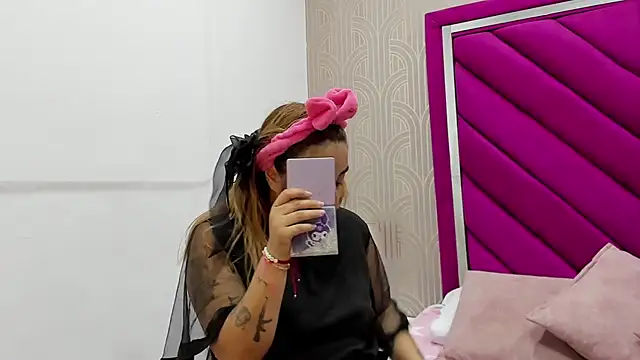 emma cook  online show from 5, 1, 2026