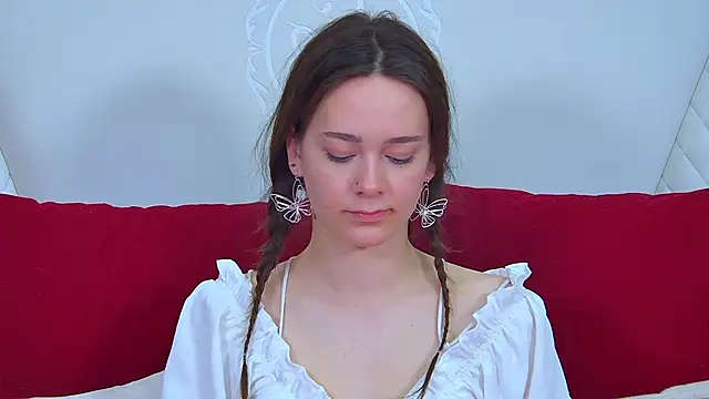 LilyLanes online show from 26, 11, 2025