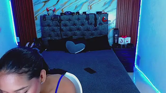 Meryandcris online show from 14, 3, 2026