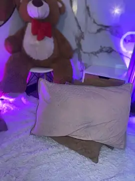 Kattie sweet1 online show from 17, 4, 2026