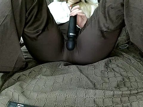 Adelyxveex online show from 4, 12, 2025