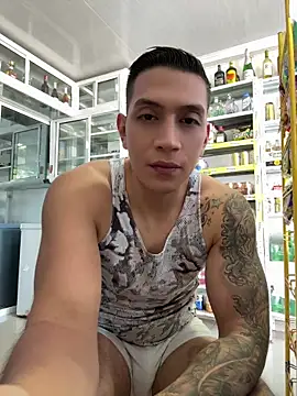 OliverWest04 online show from 20, 5, 2026
