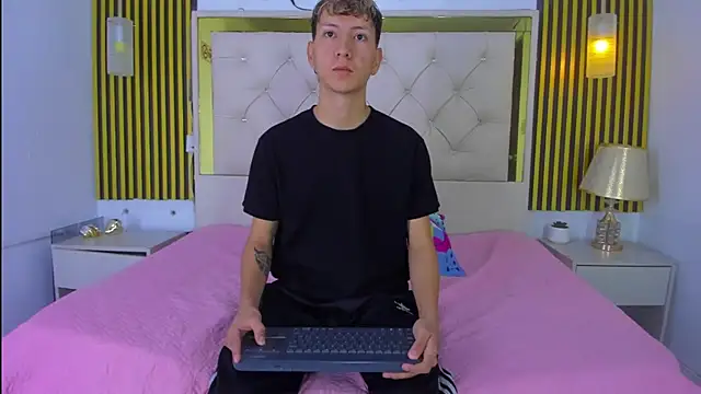 Snapshot of sammysex- chatting on 25, 11, 2025 sammysex- online show from 25, 11, 2025